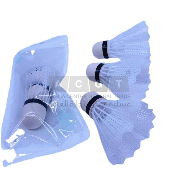 ريشة مضرب بلاستيكية