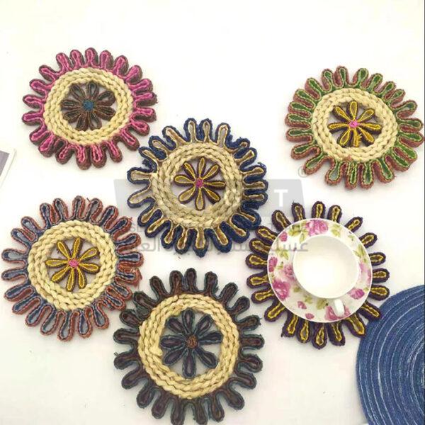 دعسات طاولة بشكل يشبه الوردة كبيرة الحجم