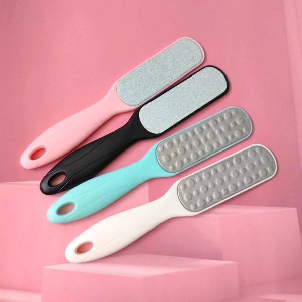 مبرد للقدمين