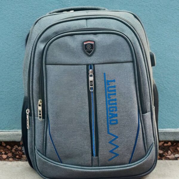 شنطة ظهر لابتوب